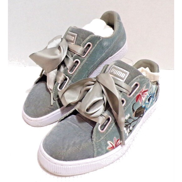Puma Shoes - Puma Basket Heart Hyper Embroidery Gray Embroidery w/Flowers Ribbon Lace Sz 8.5